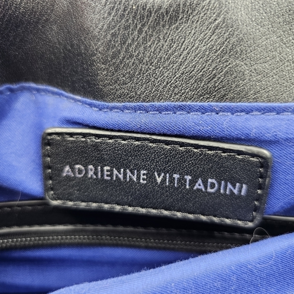ADRIENNE VITADINNI Black messenger bag with adjustable strap - Picture 13 of 16